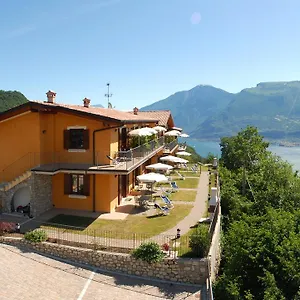 Apartment Garden Italien