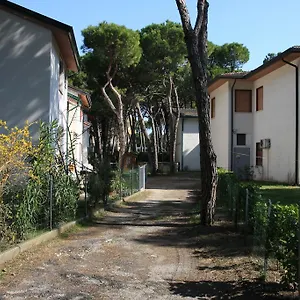  Apartment Villaggio Solveig Family Italien